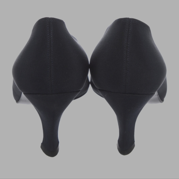 Stuart Weitzman Corniche Mid Navy Peau de Soie 2.5" heels Sz 8 - Picture 4 of 7